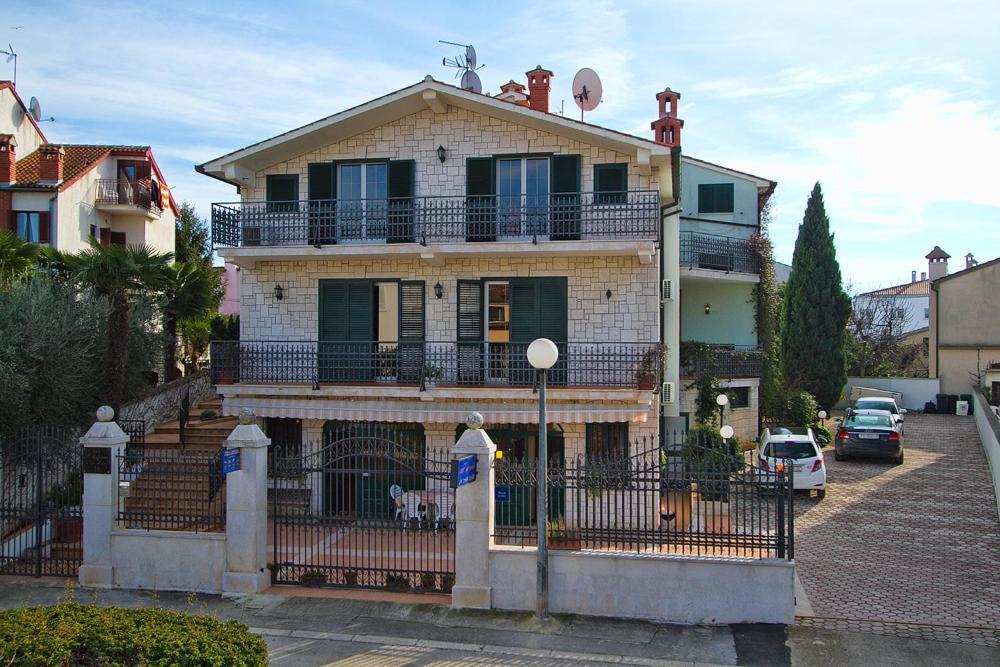 روفينج Villa Sveta Eufemija Bed End Breakfast I المظهر الخارجي الصورة
