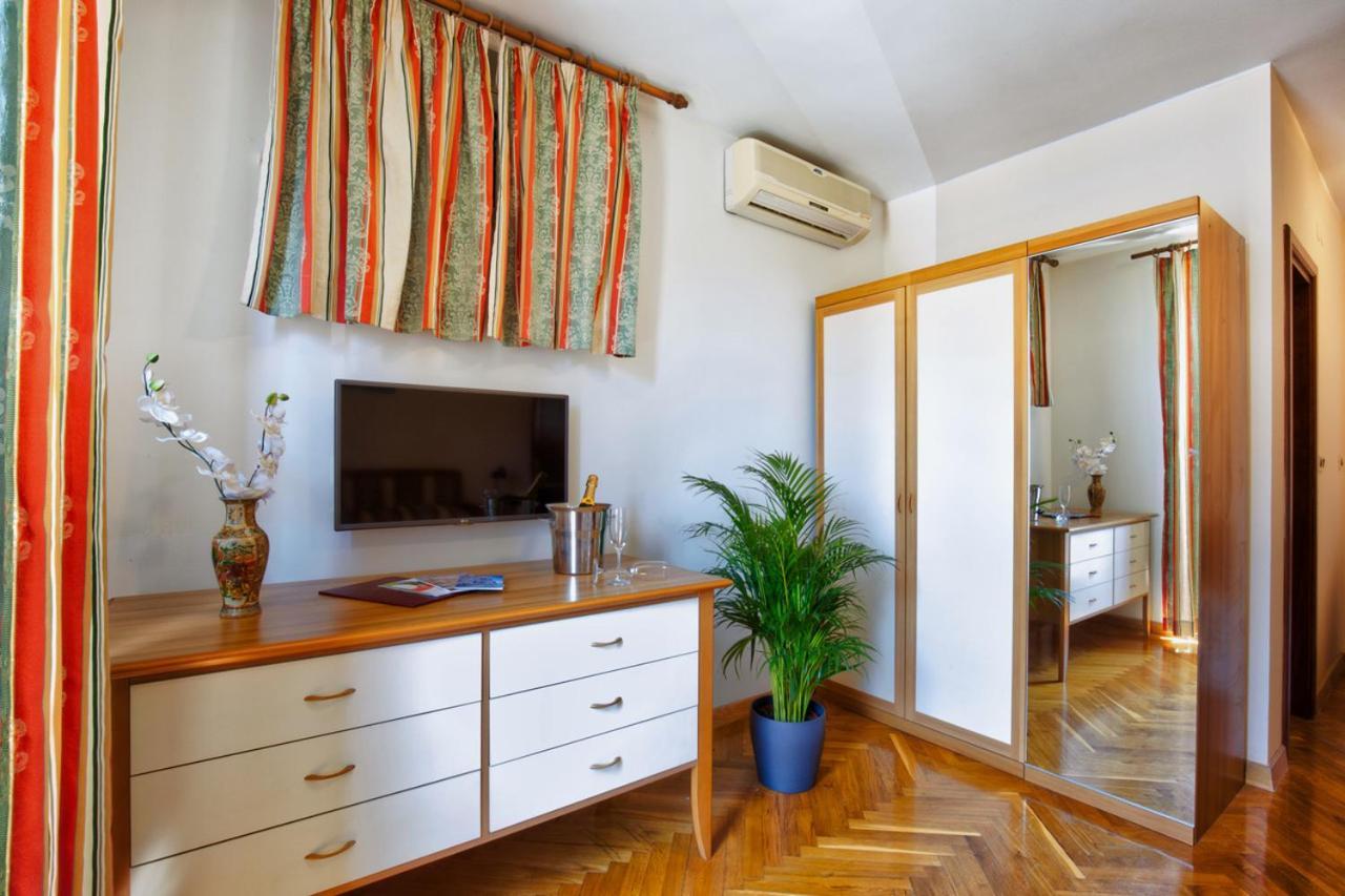 روفينج Villa Sveta Eufemija Bed End Breakfast I المظهر الخارجي الصورة