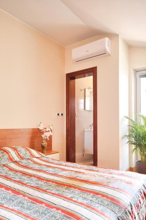 روفينج Villa Sveta Eufemija Bed End Breakfast I المظهر الخارجي الصورة
